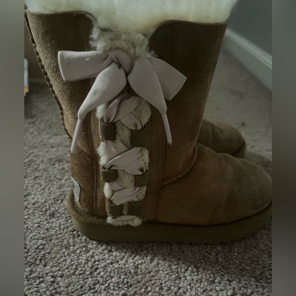 COPY - Girls Ugg boots tan with pink lace up on sides size 11 - Picture 1 of 4